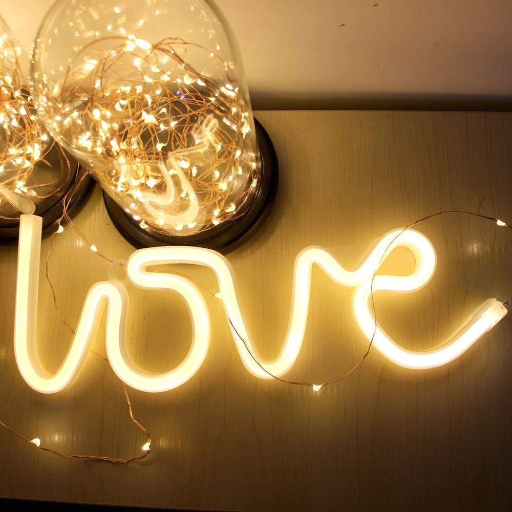 Neon LOVE éjjeli lámpa
