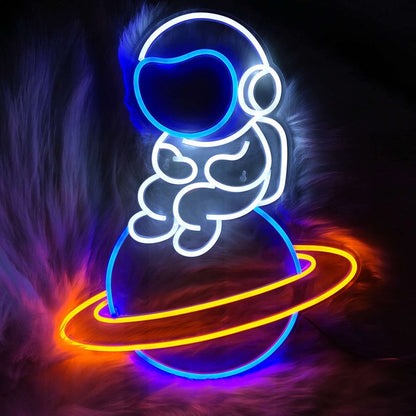 Űrhajós neon